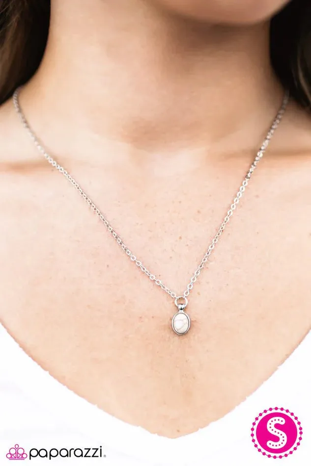Necklaces Paparazzi Jewelry Paparazzi Necklace Take A Hint White