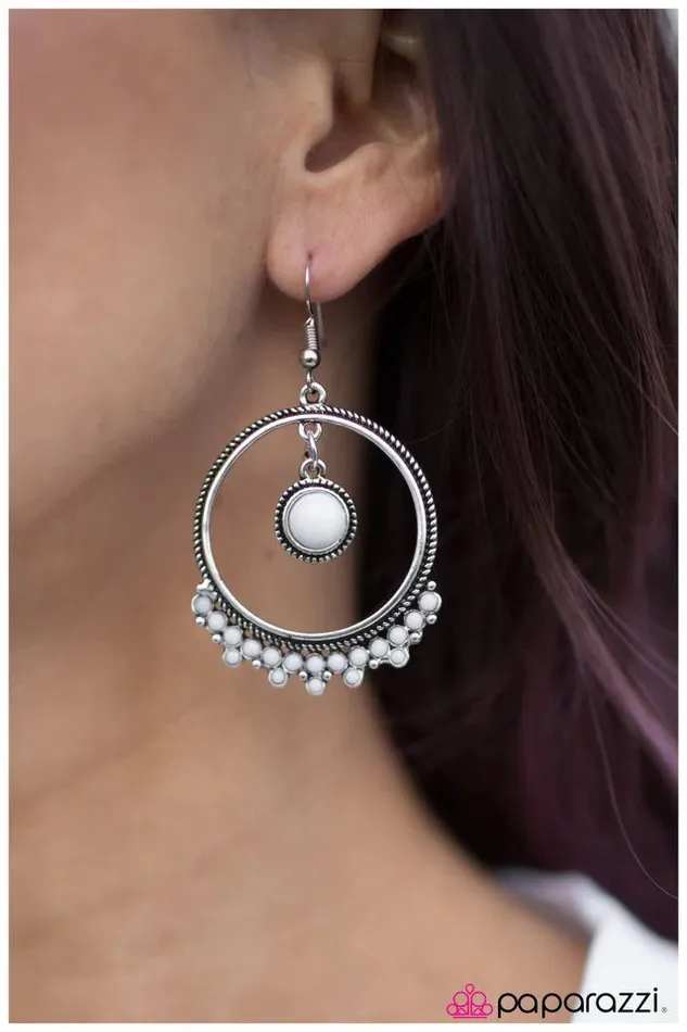 Paparazzi Earring Dance Party White Paparazzi Jewelry Earrings