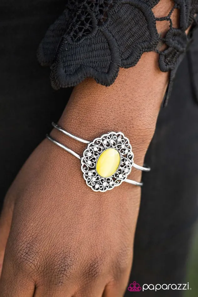 Paparazzi Jewelry Paparazzi Bracelet Icy Icing Yellow Bracelets