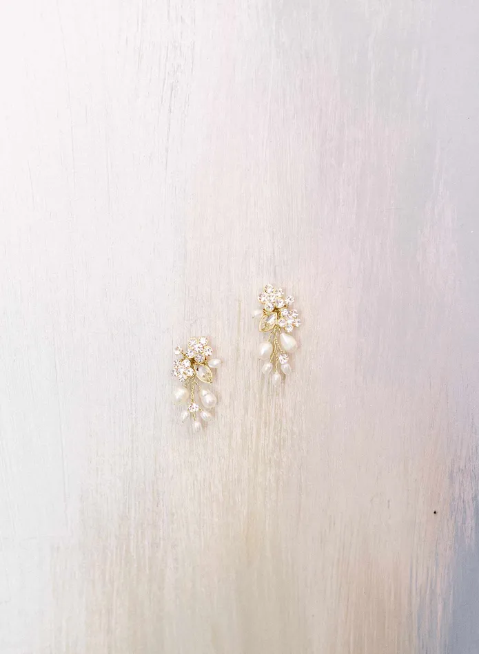 twigs honey Freshwater pearl and crystal cluster earrings Style 2301 Earrings