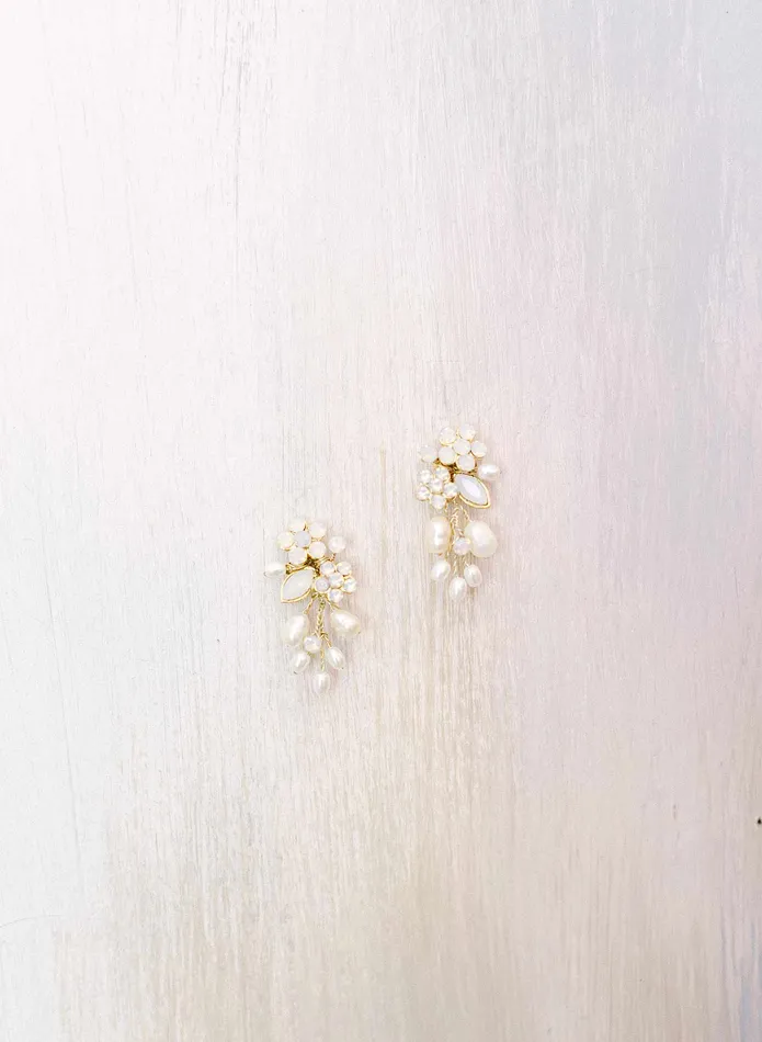 twigs honey Freshwater pearl and crystal cluster earrings Style 2301 Earrings