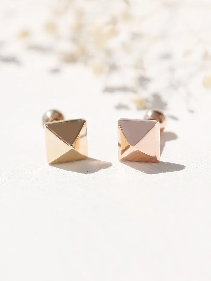 Earrings MinimalBijoux 14K Gold Pyramid Cartilage Earring 18g16g