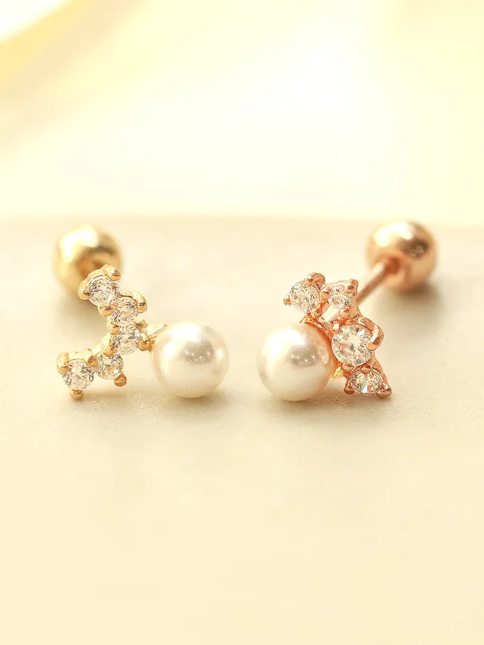 MinimalBijoux Earrings 14K Gold Mini Cubic Fresh Water Pearl Cartilage Earring 20G18G16G