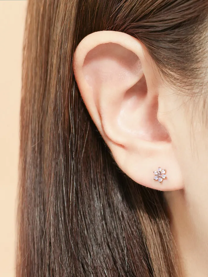 MinimalBijoux Earrings 14K Gold Pink Opal Flower Cartilage Earring 20G18G16G