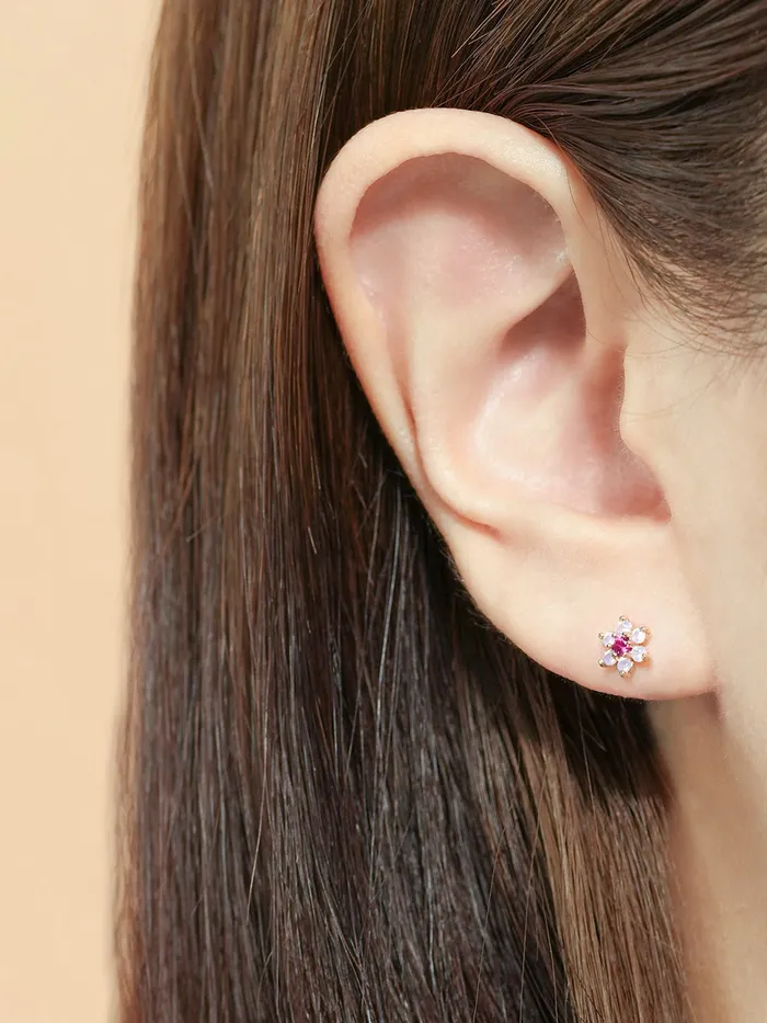 MinimalBijoux Earrings 14K Gold Pink Opal Flower Cartilage Earring 20G18G16G