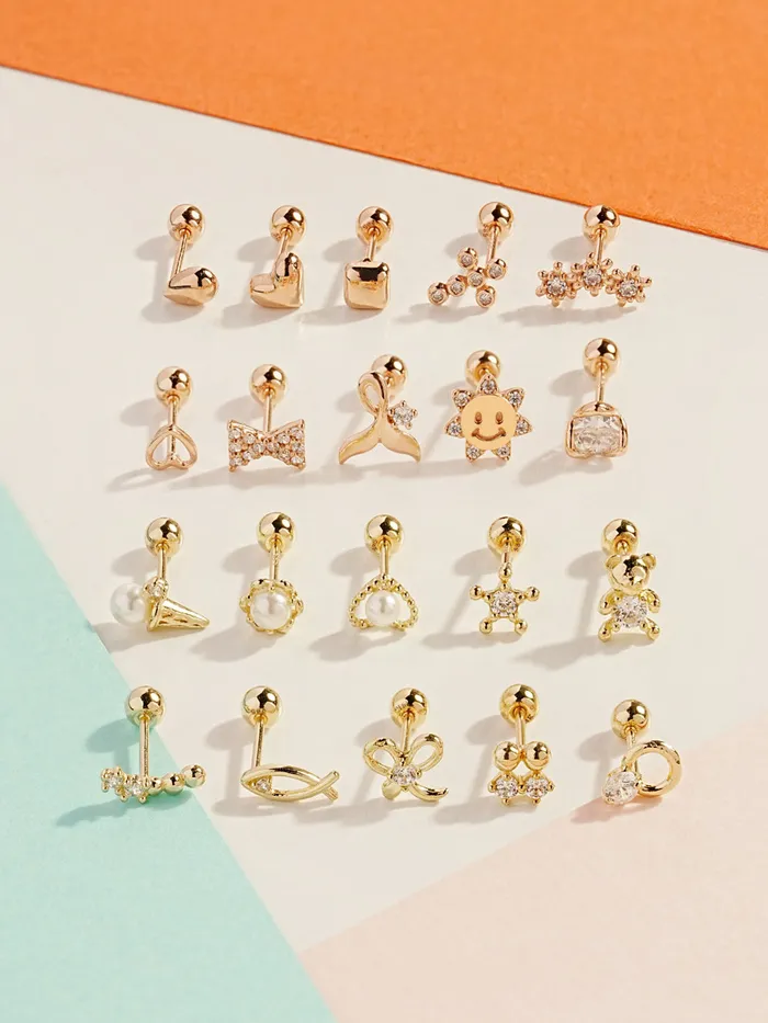MinimalBijoux Earrings 14K Gold Tiny Ribbon Cartilage Earring 20G