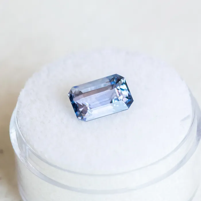 Nashan Earrings 307CT EMERALD CUT MADAGASCAR SAPPHIRE LAVENDER PURPLE 930X644X5MM