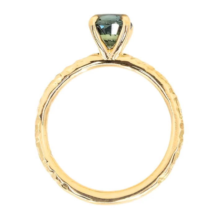 PreStyled Sets Ran 113ct Round Tanzanian ColorShifting Sapphire Evergreen Carved Solitaire in 18k Yellow Gold
