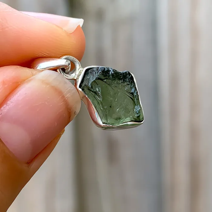 Authentic 118 258 grams Moldavite Meteorite Gemstone Sterling Silver Necklace Magic Crystals Necklaces