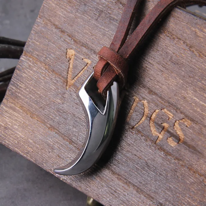 Valhalla Vikings Necklaces Viking Necklace Wolf Fang Pendant