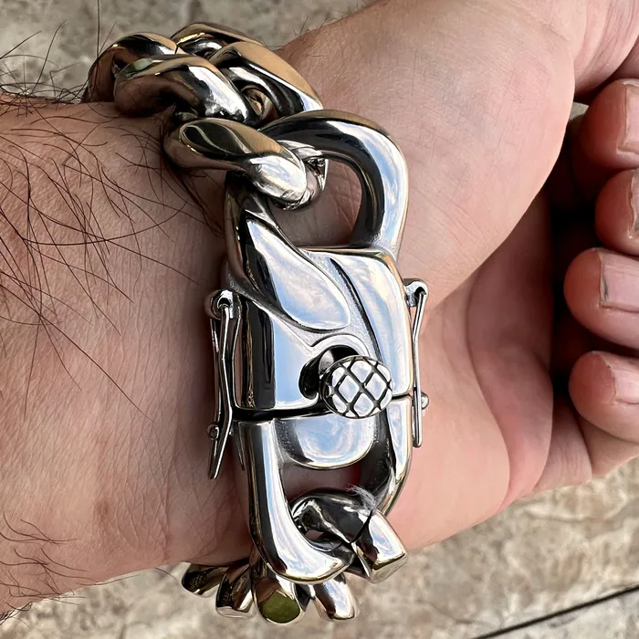Bling Cartel Bracelets Mens 316L Stainless Steel Miami Cuban Link Bracelet 20MM Thick 85 Bling Cartel Bracelets Mens 316L Stainless Steel Miami Cuban Link Bracelet 20MM Thick 85