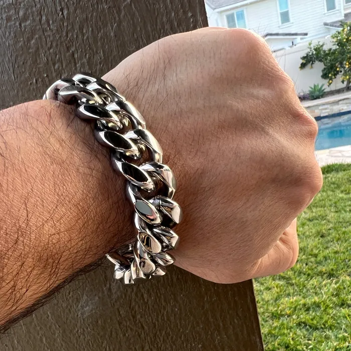 Bling Cartel Bracelets Mens 316L Stainless Steel Miami Cuban Link Bracelet 20MM Thick 85 Bling Cartel Bracelets Mens 316L Stainless Steel Miami Cuban Link Bracelet 20MM Thick 85