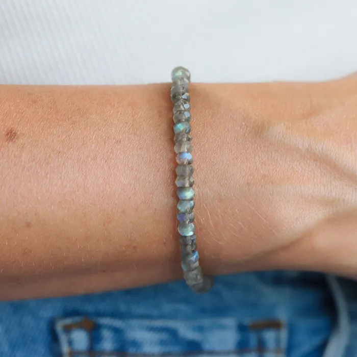 Bracelets Earthly Abundance Flashy Labradorite Bracelet
