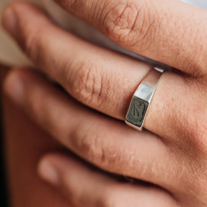 closebymejewelry Rings Rectangle Signet Cremation Ring in 14K Yellow Gold