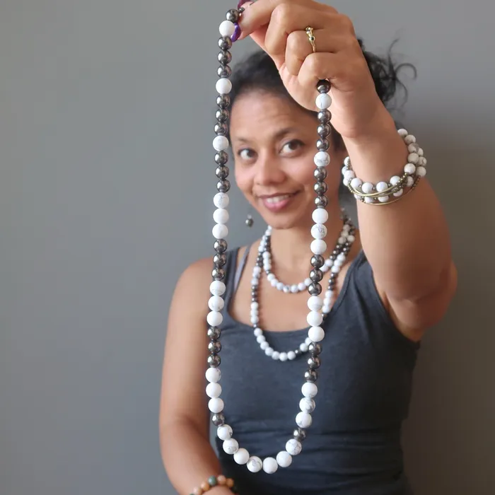 Howlite Necklace Prospective Stones Beaded Gunmetal Satin Crystals Necklaces
