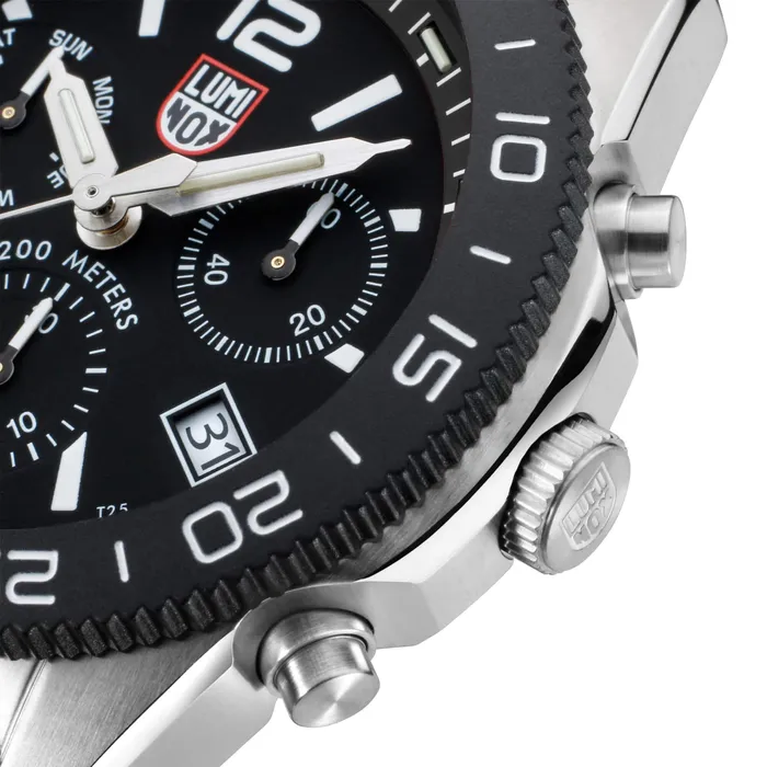 Luminox Bracelets Luminox Mens Watch Pacific Diver Chronograph Stainless Steel Bracelet XS3142 Luminox Bracelets Luminox Mens Watch Pacific Diver Chronograph Stainless Steel Bracelet XS3142