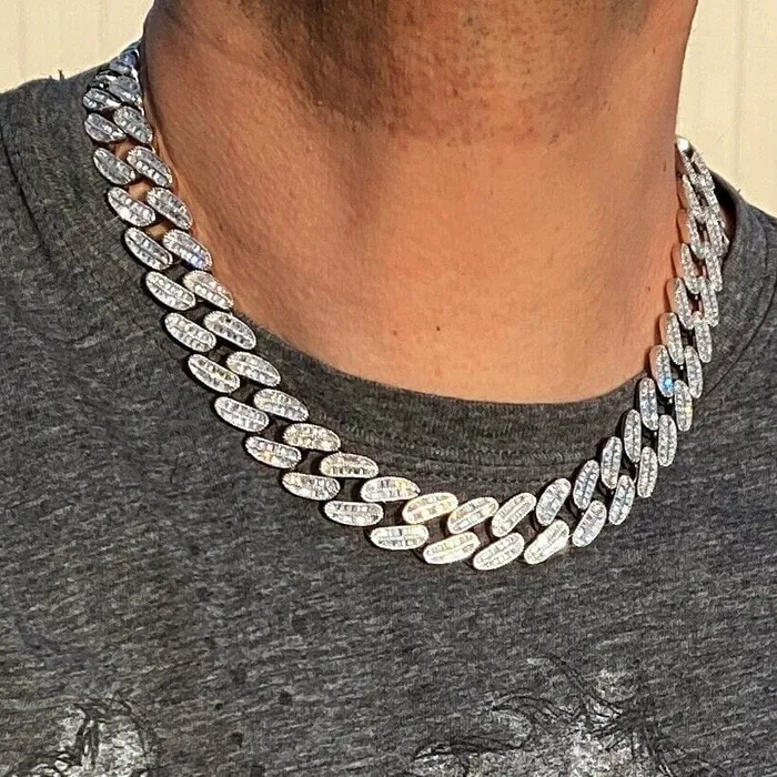 Necklaces AMERICAN TIME Mens 925 Sterling Silver Iced Cuban Chain 15 mm Thick 1824 Necklace Necklaces AMERICAN TIME Mens 925 Sterling Silver Iced Cuban Chain 15 mm Thick 1824 Necklace