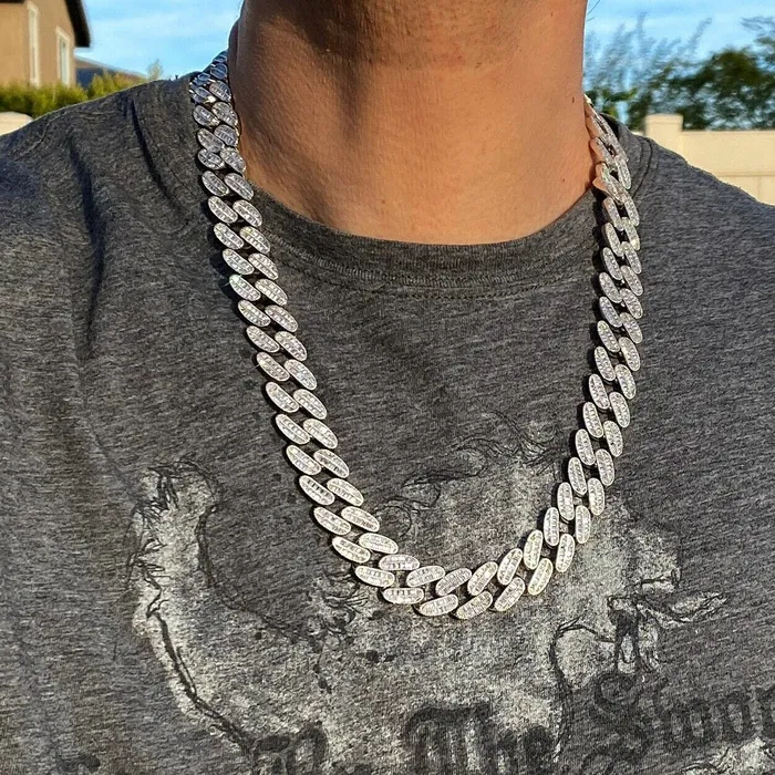 Necklaces AMERICAN TIME Mens 925 Sterling Silver Iced Cuban Chain 15 mm Thick 1824 Necklace Necklaces AMERICAN TIME Mens 925 Sterling Silver Iced Cuban Chain 15 mm Thick 1824 Necklace
