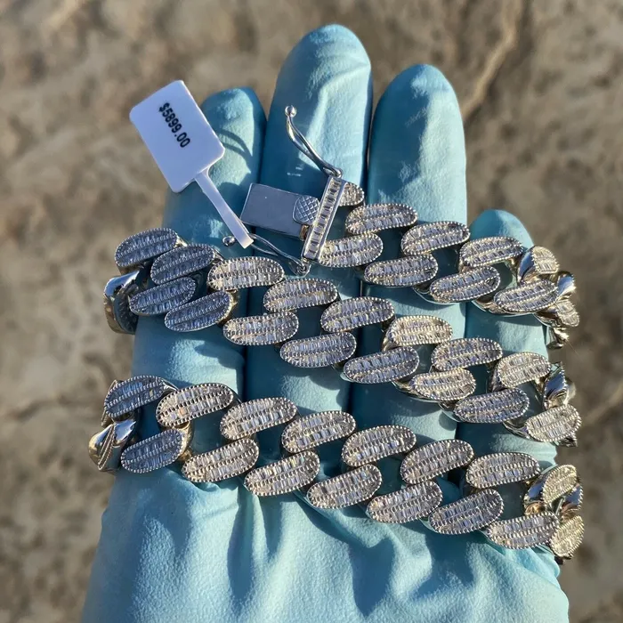 Necklaces AMERICAN TIME Mens 925 Sterling Silver Iced Cuban Chain 15 mm Thick 1824 Necklace Necklaces AMERICAN TIME Mens 925 Sterling Silver Iced Cuban Chain 15 mm Thick 1824 Necklace