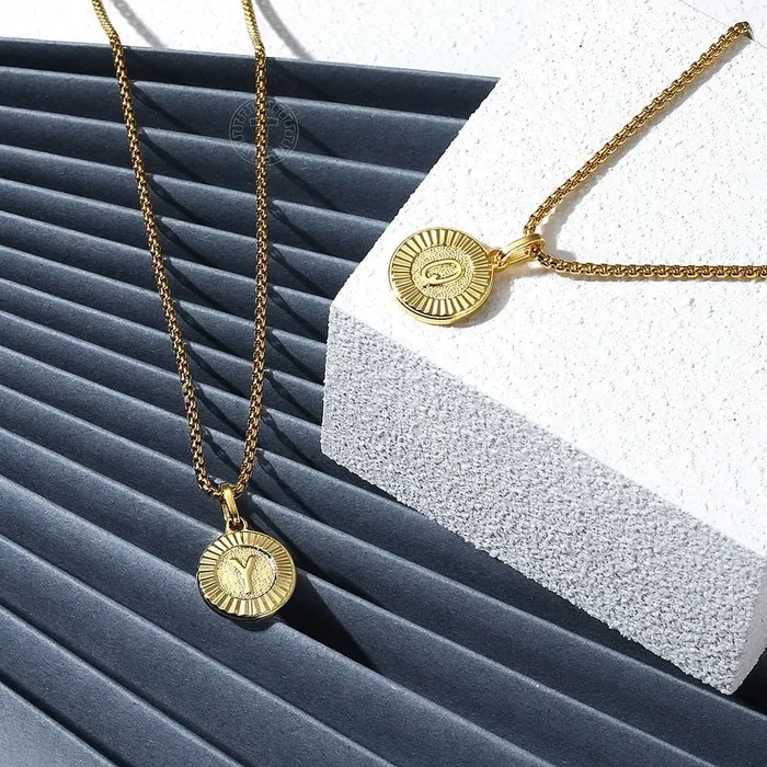 Necklaces VVS Jewelry Circle Gold Initial Pendant Chain