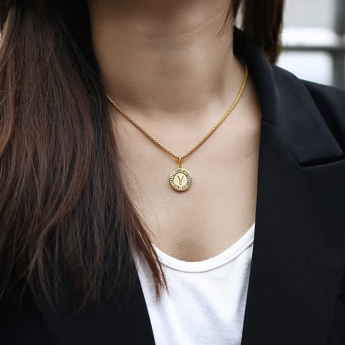 Necklaces VVS Jewelry Circle Gold Initial Pendant Chain