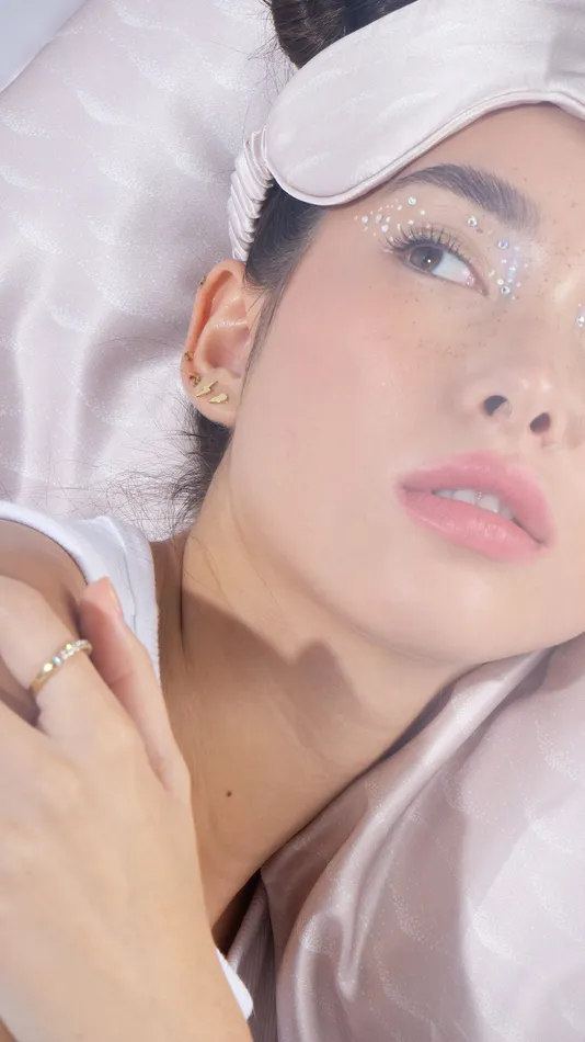 READYMADE Half Heart Threaded Flat Back Stud Right Earrings