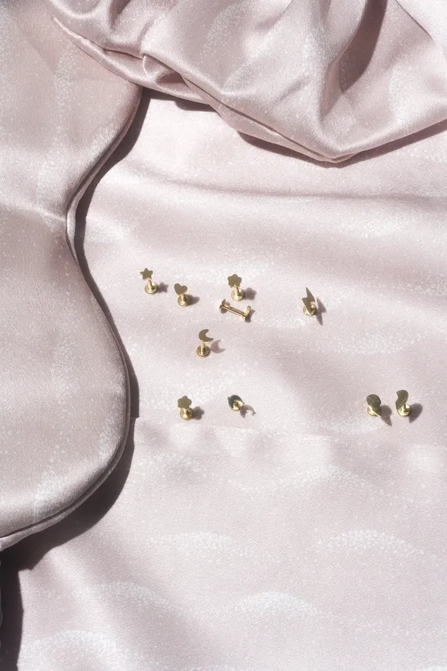 READYMADE Half Heart Threaded Flat Back Stud Right Earrings