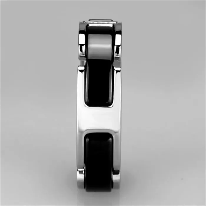 Rings Alamode 3W966 High polished no plating Stainless Steel Ring with Ceramic in Jet