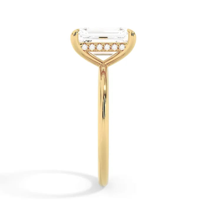 Rings deBebians Classic Solitaire Style Engagement Ring with Diamond Basket