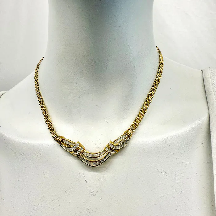 18K Gold Necklace with Baguette Diamond Jewelry Necklaces