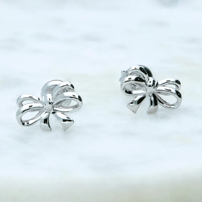 BERRICLE Necklaces Bow Tie Ribbon Necklace and Earrings in Sterling Silver
