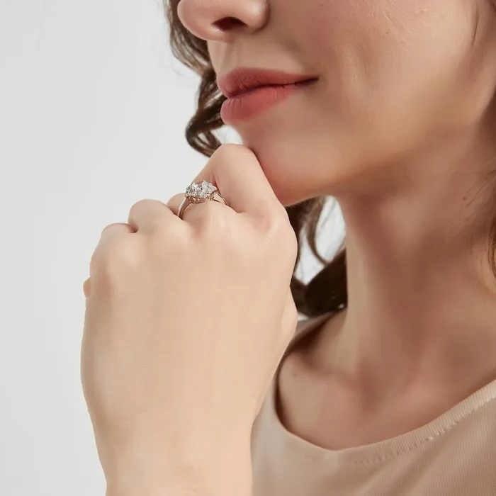 BERRICLE Rings Flower Halo CZ Ring in Sterling Silver
