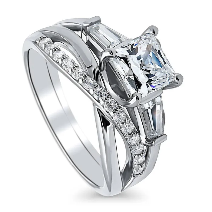 BERRICLE Rings Infinity Solitaire 12ct CZ Ring Set in Sterling Silver