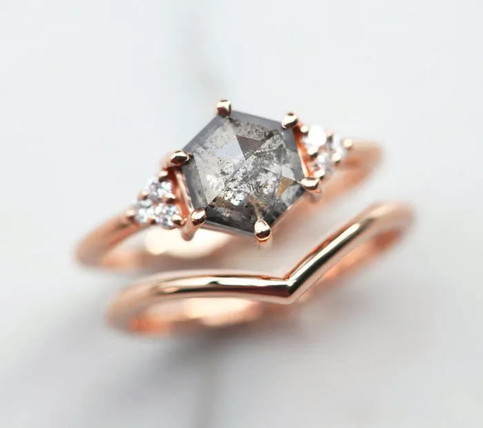 Capucinne Klara Salt Pepper Diamond Ring Set Rings
