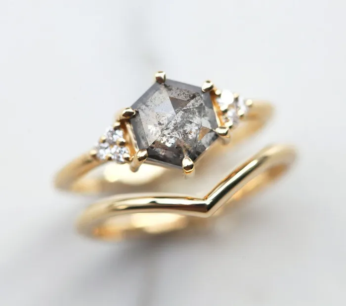 Capucinne Klara Salt Pepper Diamond Ring Set Rings