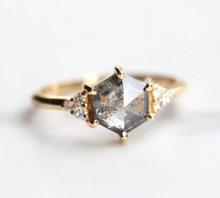 Capucinne Klara Salt Pepper Diamond Ring Set Rings