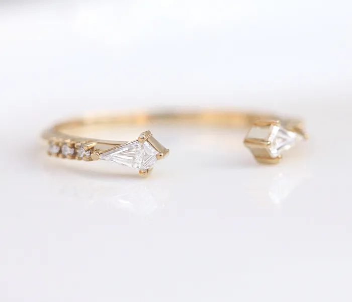 Capucinne Luciana Sapphire Diamond Ring Set Rings