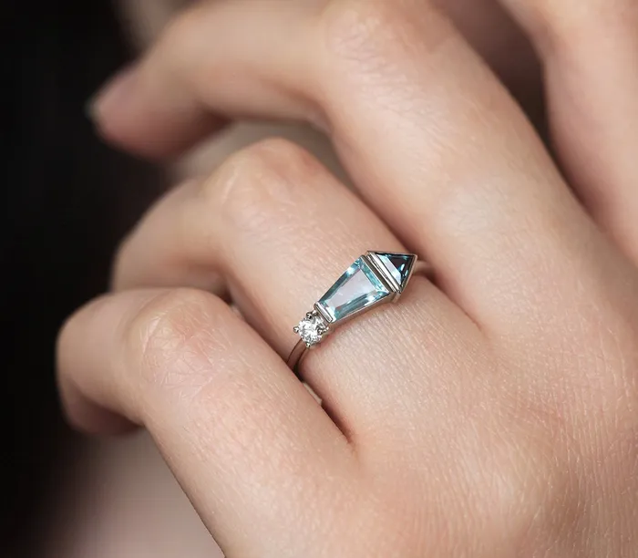 Capucinne Rings Dita Moss Agate Trapezoid Ring