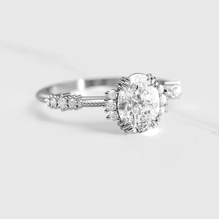 Capucinne Rings Oval Cluster Diamond Ring