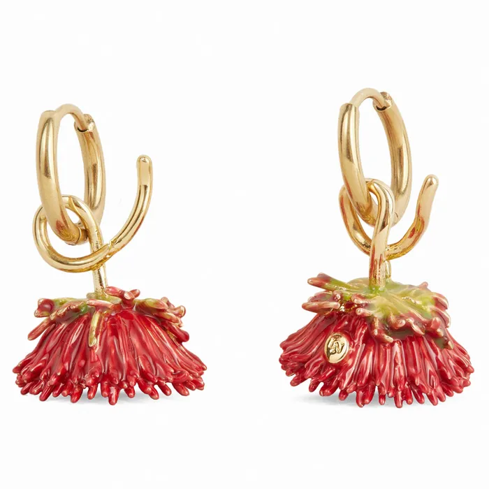 Earrings Les Nereides Les Nereides Red Flower On Golden Stud Earrings
