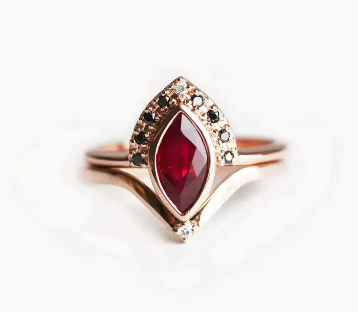 Regina Ruby And Black Diamond Ring Set With Chevron Band Capucinne Rings