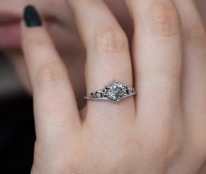 Rings Capucinne Bella Round Salt Pepper Diamond Ring