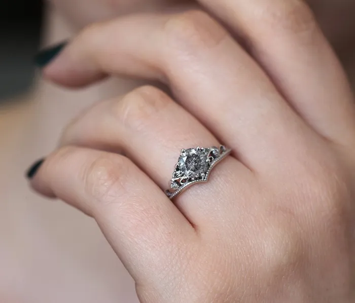Rings Capucinne Bella Round Salt Pepper Diamond Ring