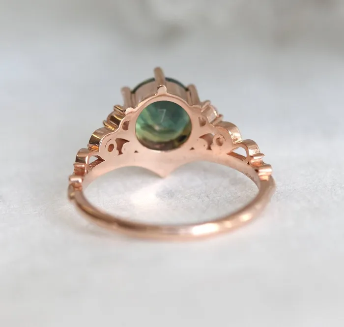 Rings Capucinne Bella Vintage Green Sapphire Ring