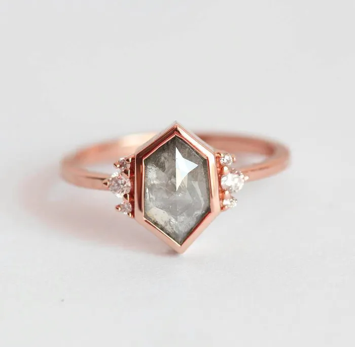 Rings capucinne Destiny Hexagon Salt Pepper Ring