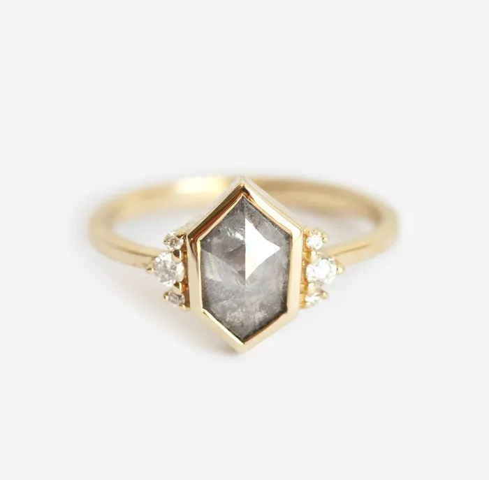 Rings capucinne Destiny Hexagon Salt Pepper Ring