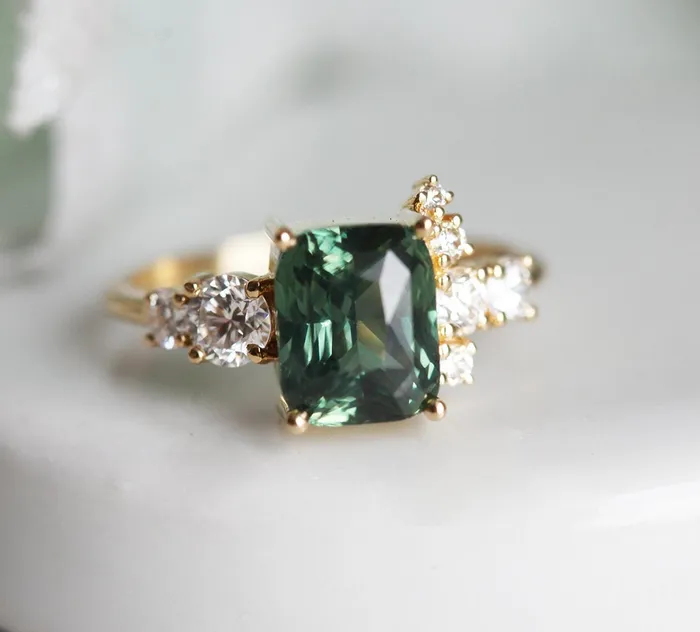 Rings Capucinne Serafina Green Sapphire Diamond Ring