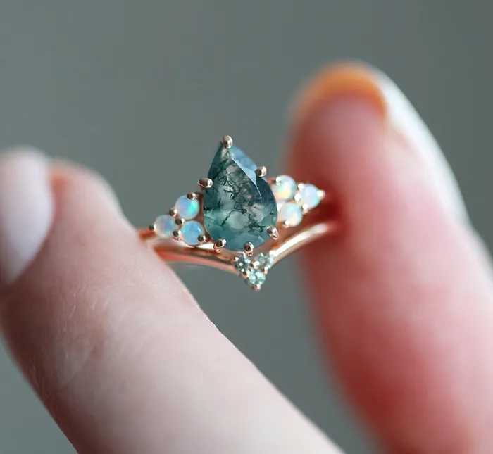 Rings Capucinne Willow Pear Moss Agate and Opal Ring Set