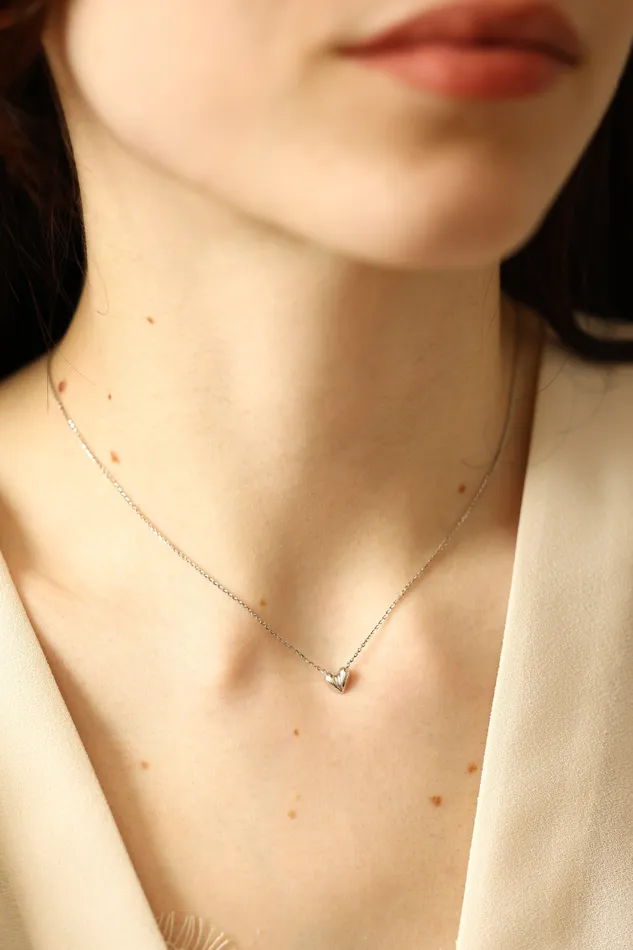 Sweet 14K Solid Gold Heart Necklace Capucinne Necklaces